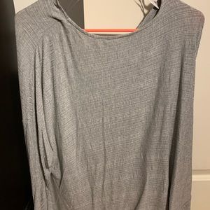 1.state medium tie back shirt